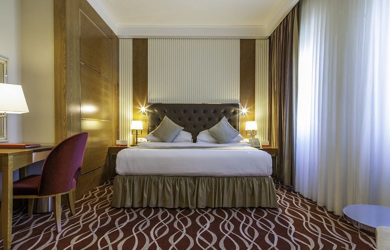 Ramada Plaza Astana Hotel ภายนอก รูปภาพ