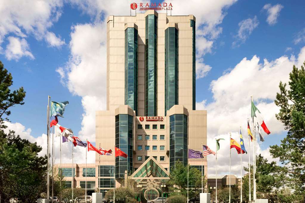 Ramada Plaza Astana Hotel ภายนอก รูปภาพ